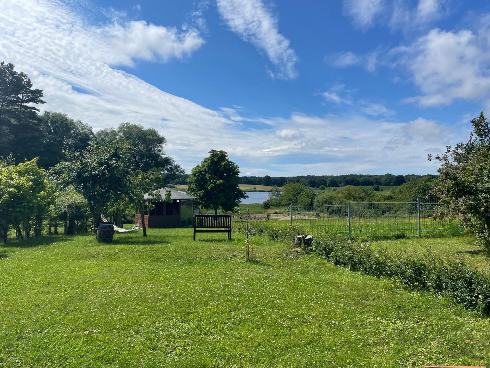 Bungalow Am Wreecher See Путбус Екстериор снимка